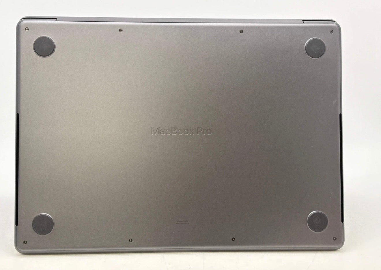 Pre-Owned Apple MacBook Pro 14-inch – M5 Chip – 16GB RAM – 1TB SSD – Space Black