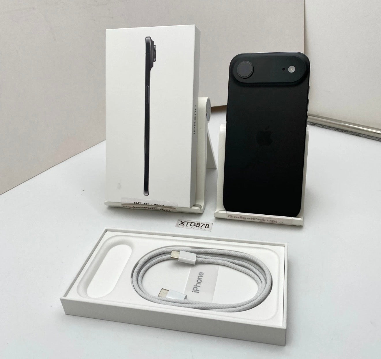 Apple iPhone Air - 256GB - Space Black (Unlocked) -Open Box
