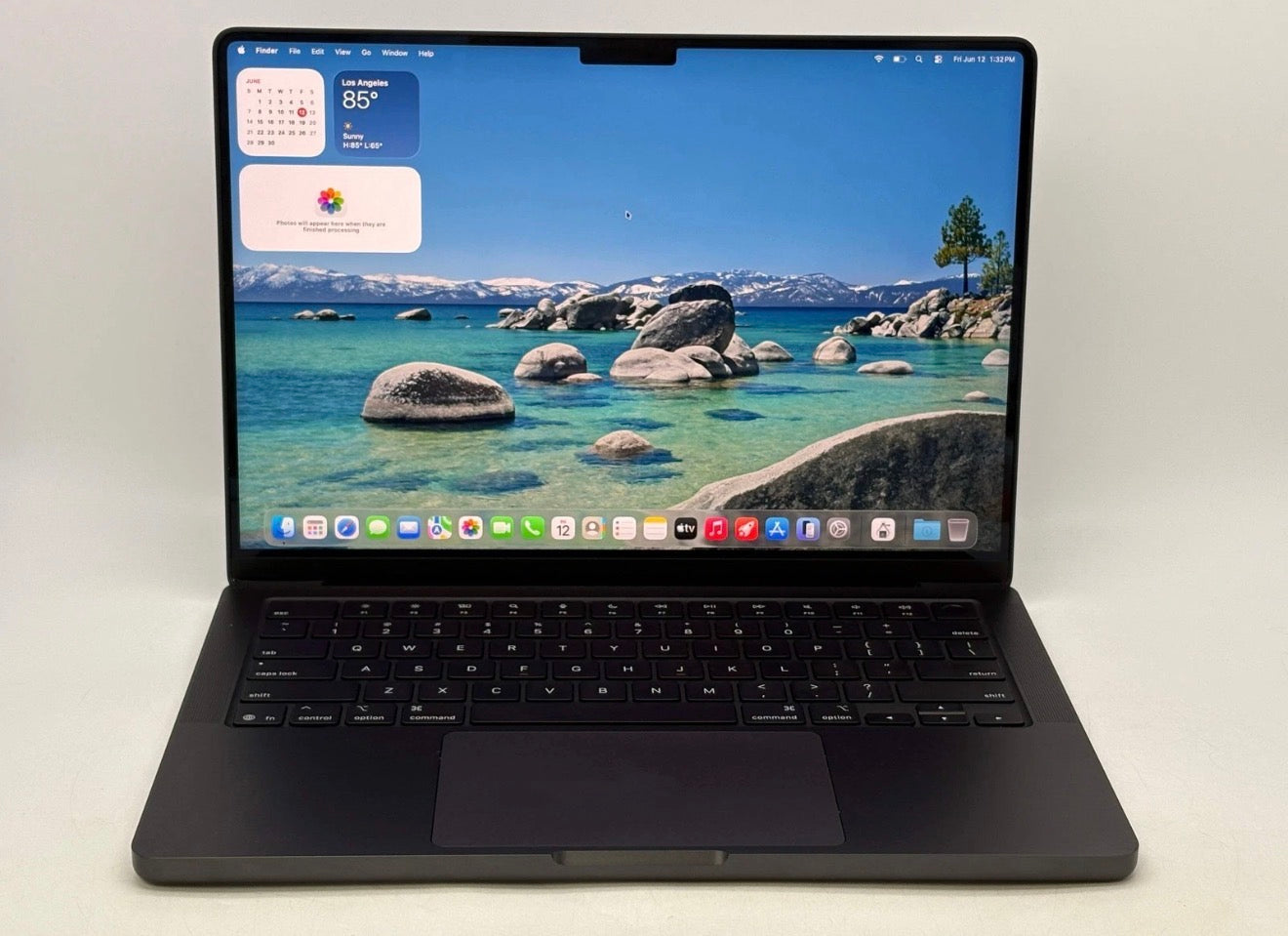 Pre-Owned Apple MacBook Pro 14-inch – M5 Chip – 16GB RAM – 1TB SSD – Space Black