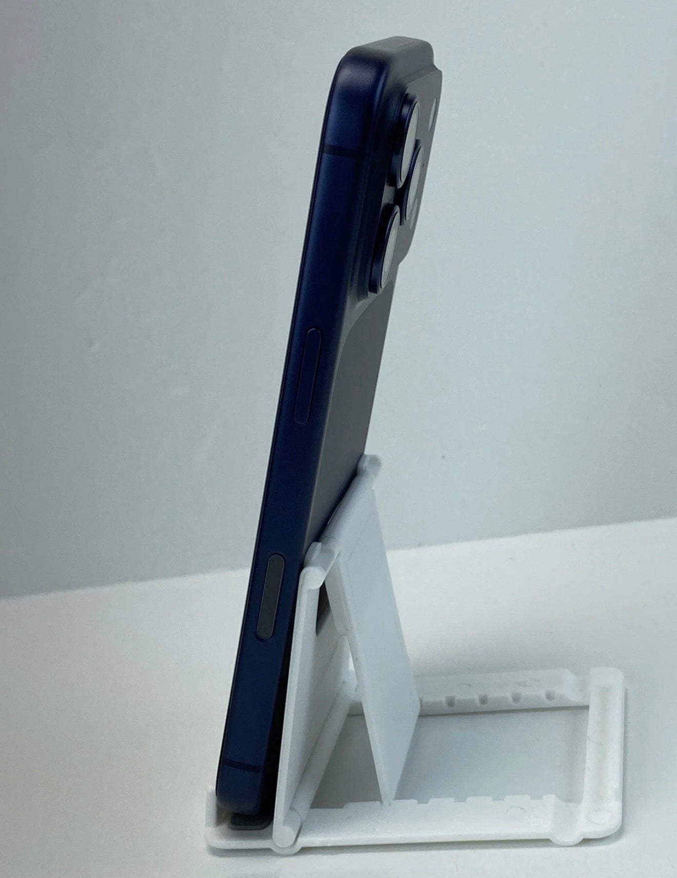 Open-Box Apple iPhone 17 Pro A3256 1TB Deep Blue eSIM Unlocked