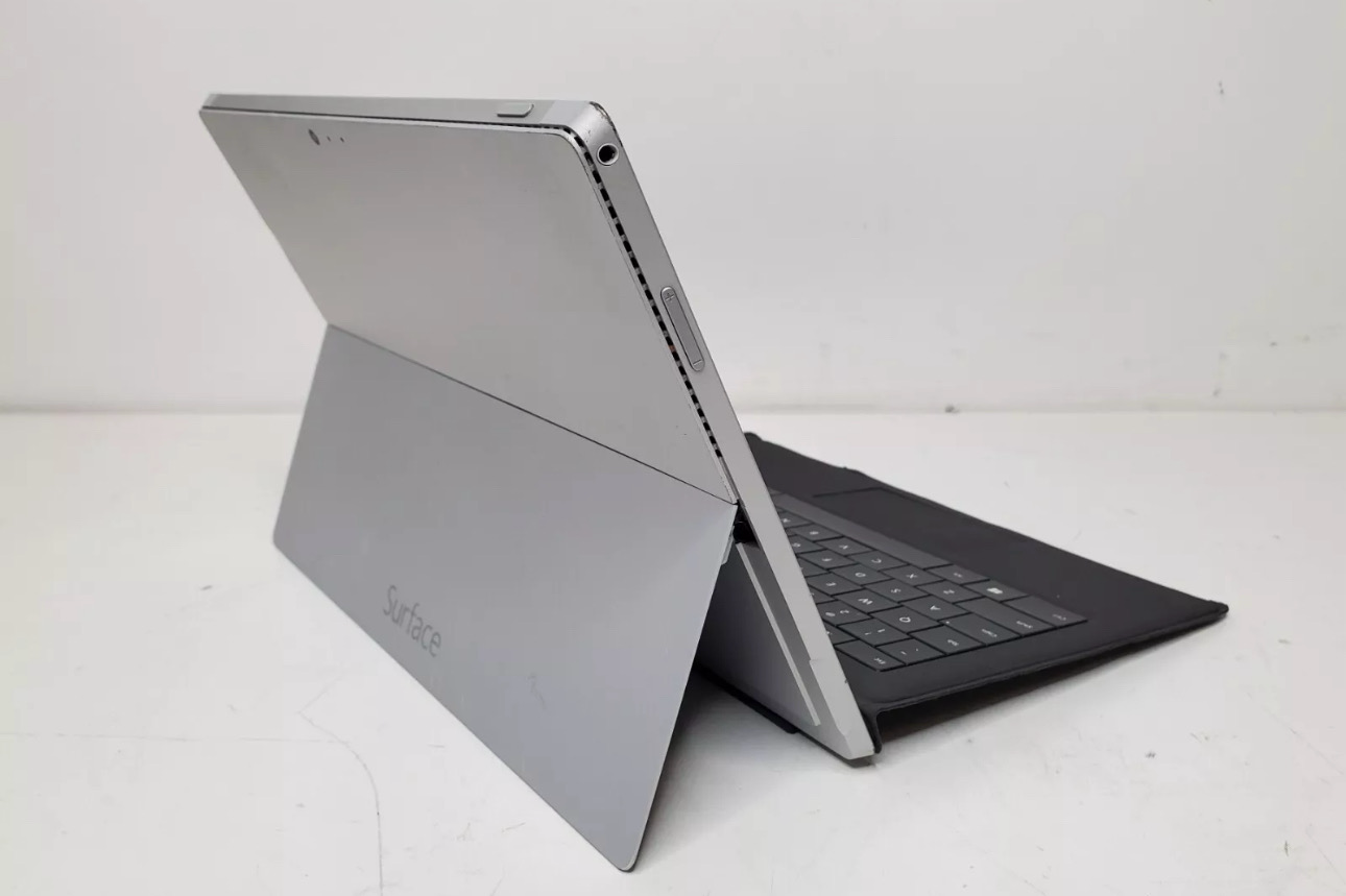 Microsoft Surface Pro 3 12.3" 2-in-1 Laptop | Intel i5 | 4GB RAM | 128GB SSD | Windows 11 Pro - Refurbished (Minor Wear) with Type Cover image 3