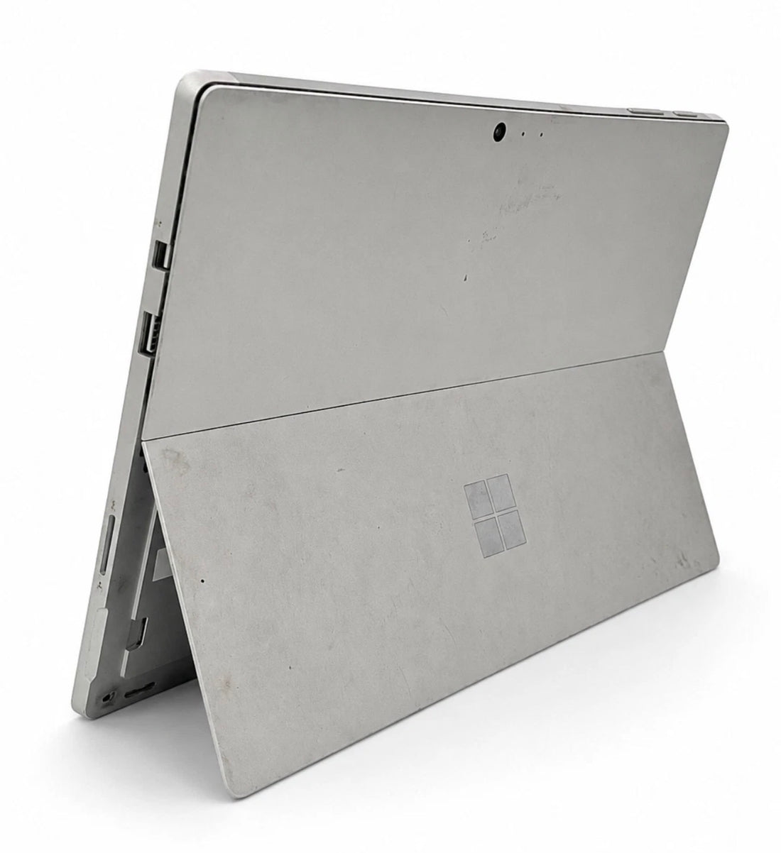 Pre-owned Microsoft Surface Pro 4 1724 12.3” Intel i5-6300U 4GB RAM 128GB SSD (Low battery capacity)