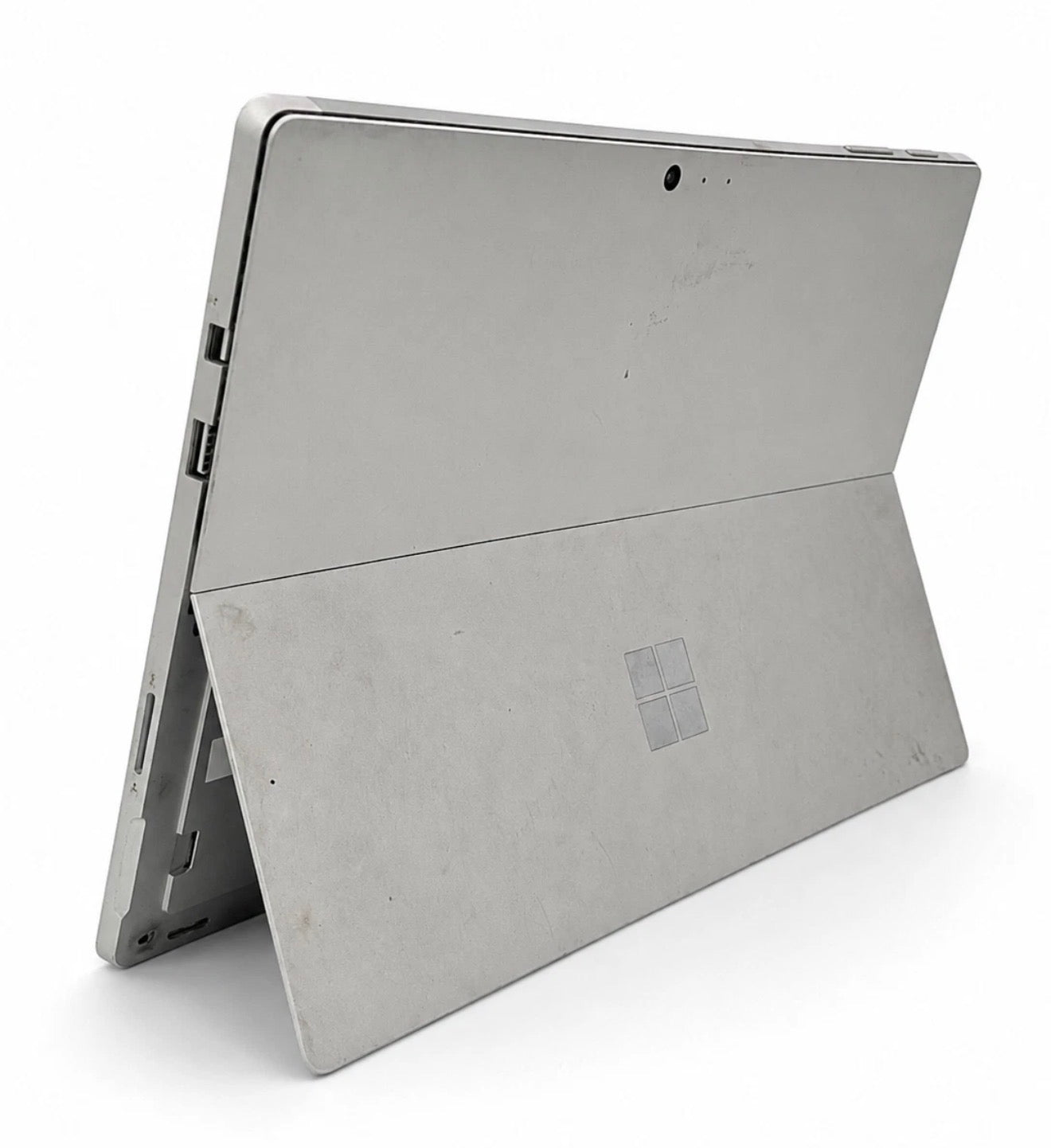 Pre-owned Microsoft Surface Pro 4 1724 12.3” Intel i5-6300U 4GB RAM 128GB SSD (Low battery capacity)
