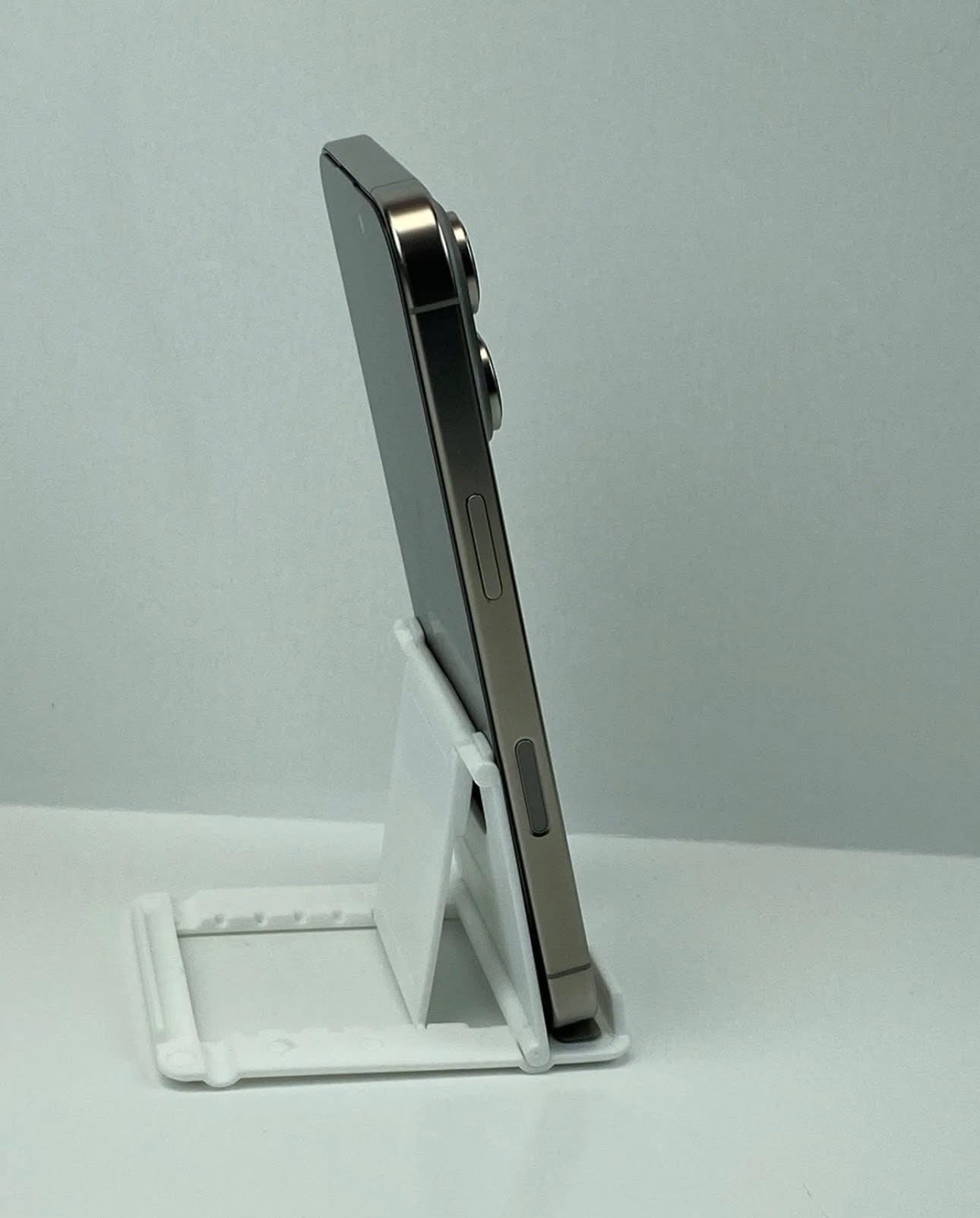 Open-Box Apple iPhone 15 Pro Max - 256 GB - Natural Titanium (Unlocked)