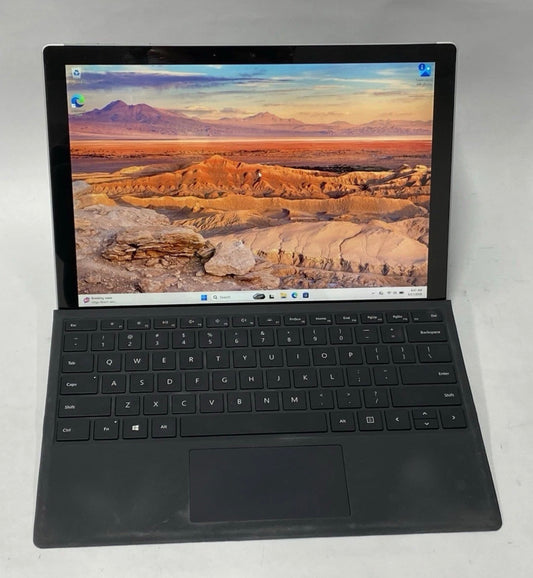 Pre-owned Microsoft Surface Pro 5 12.3 inch Touchscreen- Intel i5-7300U, 8GB RAM, 256GB SSD, Fair condition