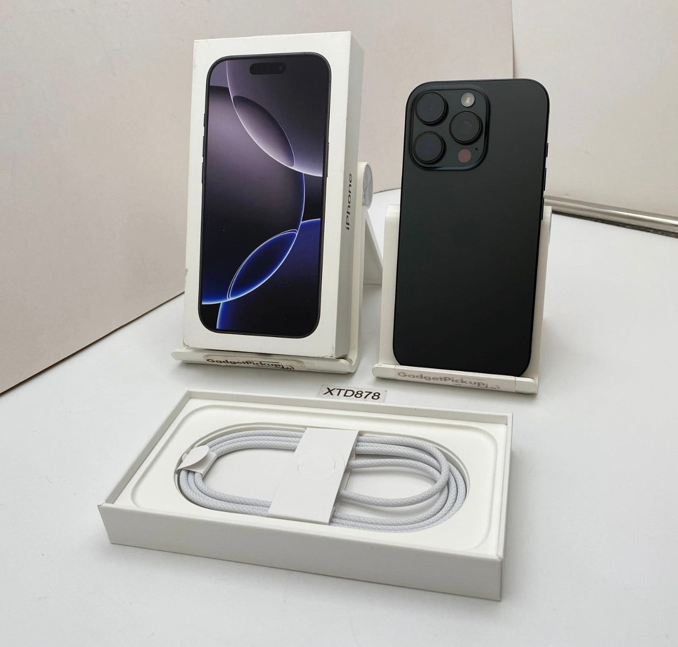 Apple iPhone 16 Pro - 128GB - Black Titanium (Unlocked) -Open Box