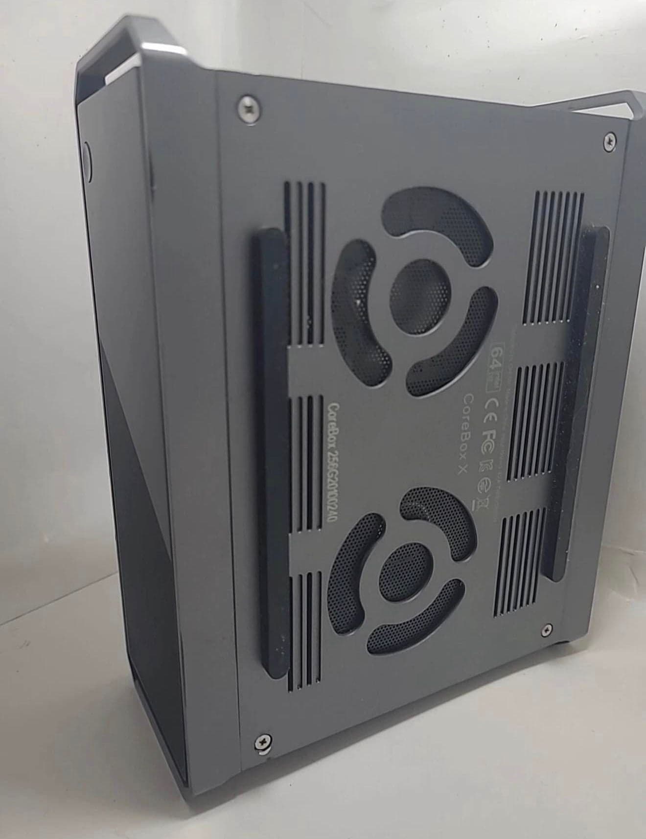 Pre-owned CHUWI CoreBox Mini PC - Intel Core i7-7700U, 8GB RAM, 256GB SSD