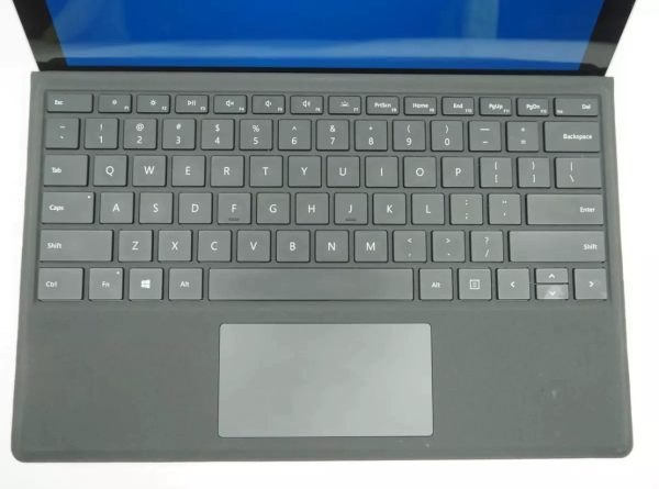 Microsoft Surface Pro 4 Intel Core i5-6300U 2.4GHz 8GB RAM 256GB SSD Windows 10 (Very good condition) - Image 4