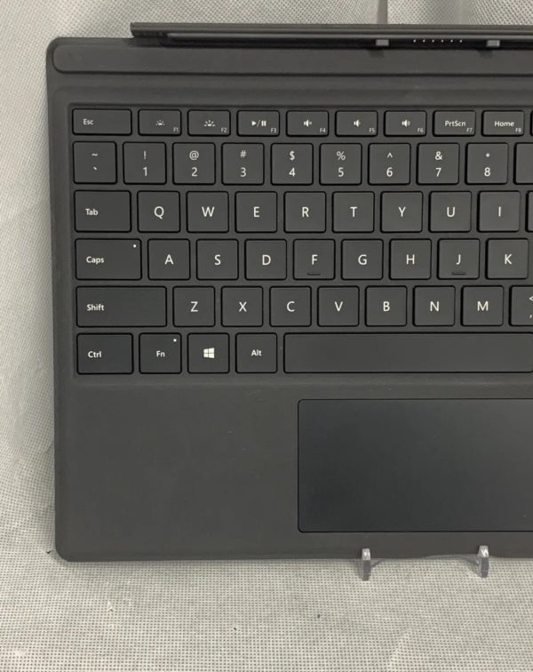 Microsoft Type Cover Keyboard 1725 (Used Good) - Image 4