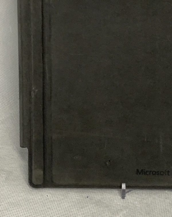 Microsoft Type Cover Keyboard 1725 (Used Good) - Image 6