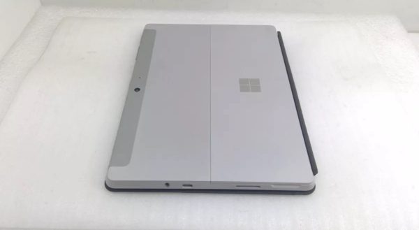 Microsoft Surface Go 1824 10.5 inch - Intel Pentium Gold 1.60GHz, 8GB RAM, 128GB SSD (Used) - Image 5