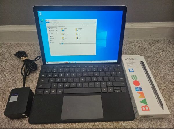 Microsoft Surface Go 10.5 inch 128GB (Used) - Image 2