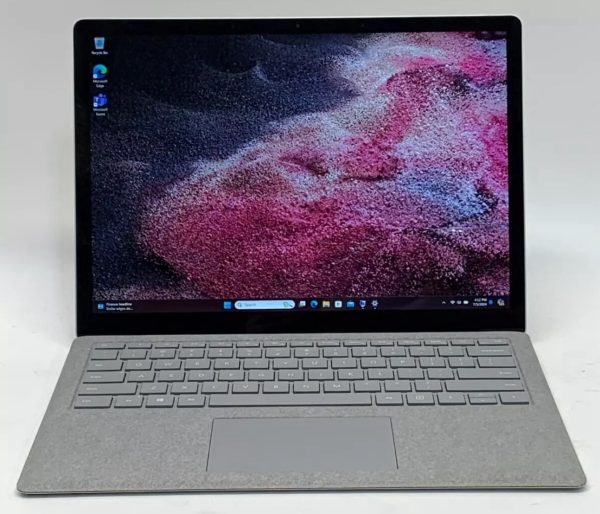 Microsoft Surface Laptop 2 - Intel Core i7 8650U 1.90GHz 16GB RAM 512GB SSD - Image 3