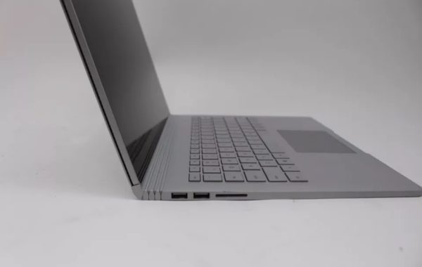 Microsoft Surface Book 2 13.5 inch - Intel Core i5 7300U 8GB Memory 256GB SSD Windows 10 - Image 5