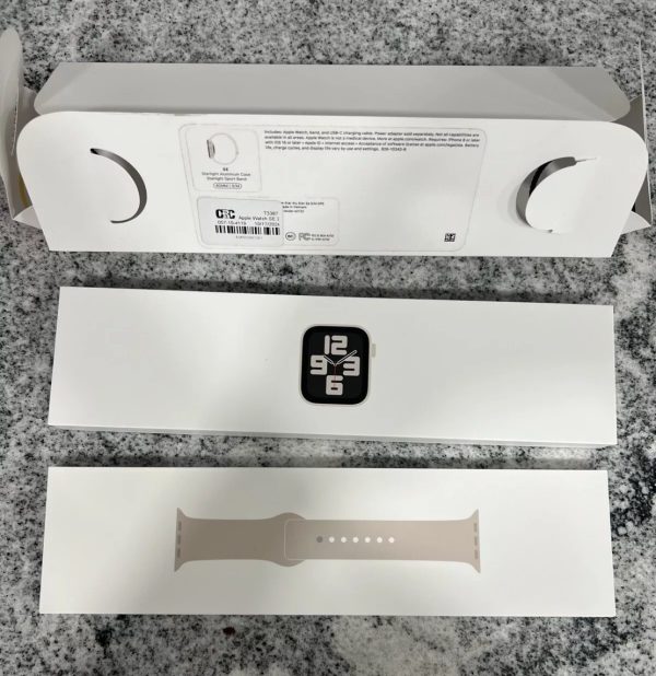 Apple Watch SE 2nd Gen 40mm GPS/Cellular Metro PCS Starlight Case w/ Starlight Band S/M MNT33LL/A - Image 3