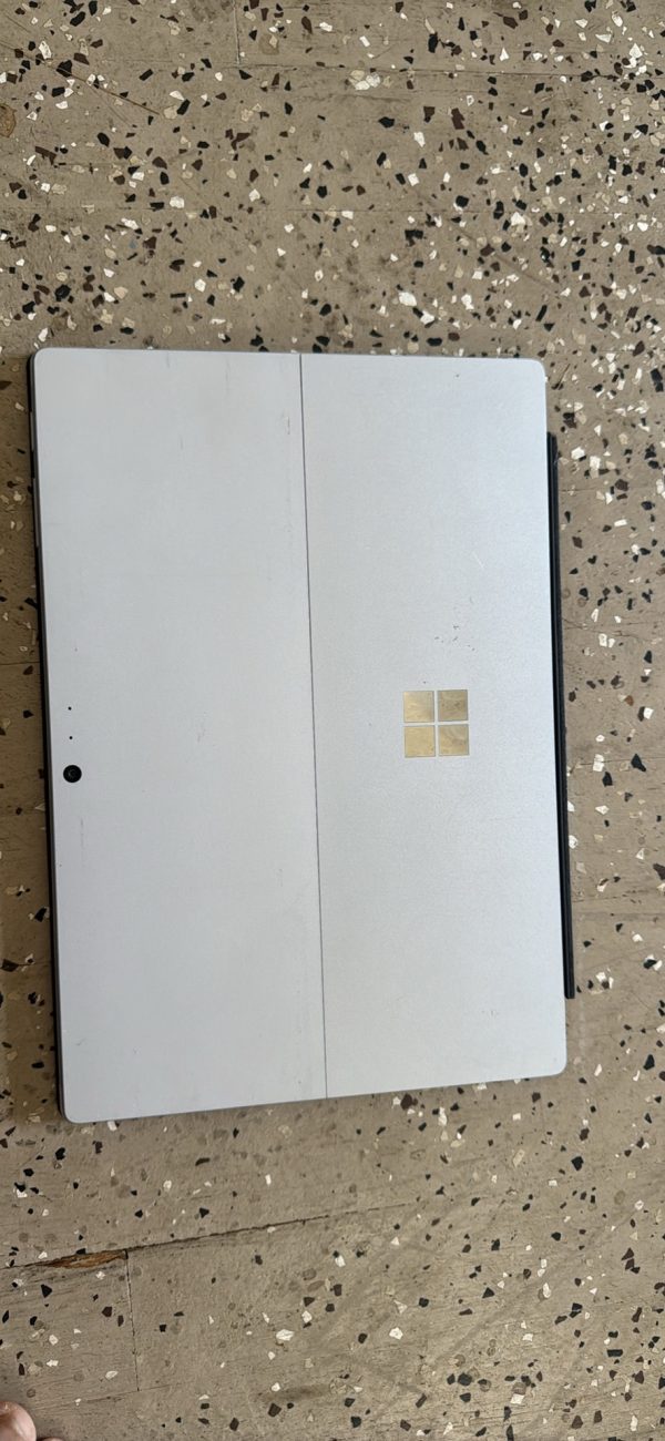 Microsoft Surface Pro 5 1796 12.3 inch 256GB (BROKEN) - Image 5