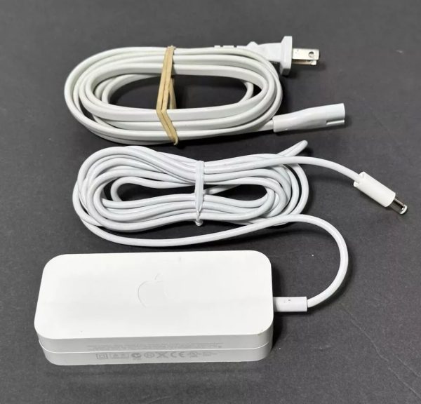 ORIGINAL OEM APPLE AIRPORT EXTREME BASE STATION POWER SUPPLY AC ADAPTER A1202