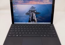 Microsoft Surface Pro 5th 12.3 inch - Intel i5-7300U 2.60GHz 4GB RAM 128GB SSD