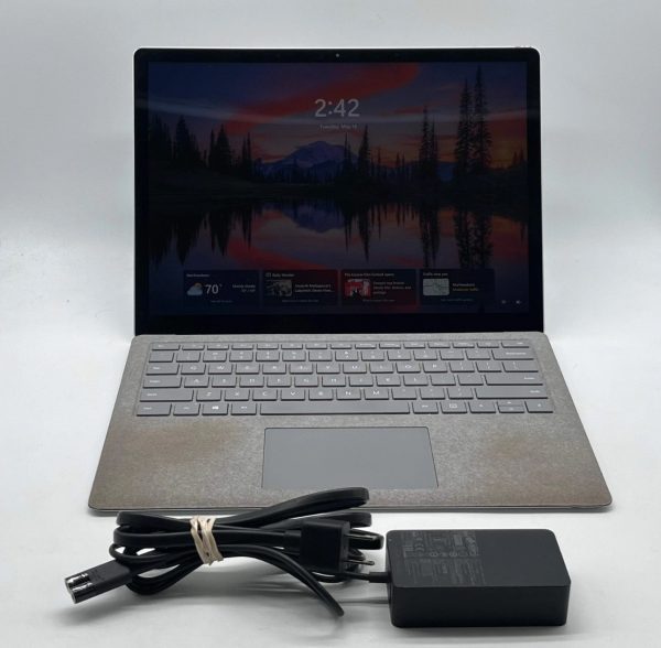 Microsoft Surface Laptop 1769 13.5 inch - Intel Core i5-7300U 8GB RAM 256GB SSD