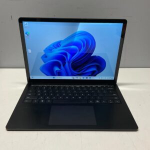 Microsoft Surface Laptop 3 13.5 inch (256GB) - Intel Core i5-1035G7 1.20GHz 8GB RAM (bad keyboard) Letter T