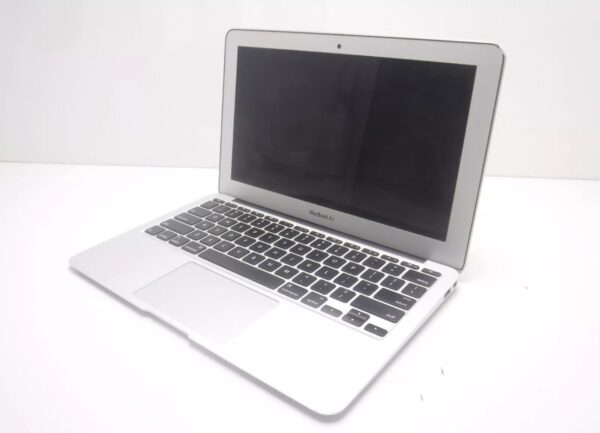 Apple MacBook Air 13” 2015 - Intel i5-5250U 1.60GHz, 8GB RAM, 128GB SSD AP85939 - Image 3