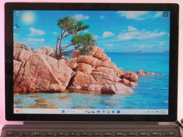 Microsoft Surface Pro 5 12.3 inch Very good select options - Image 2