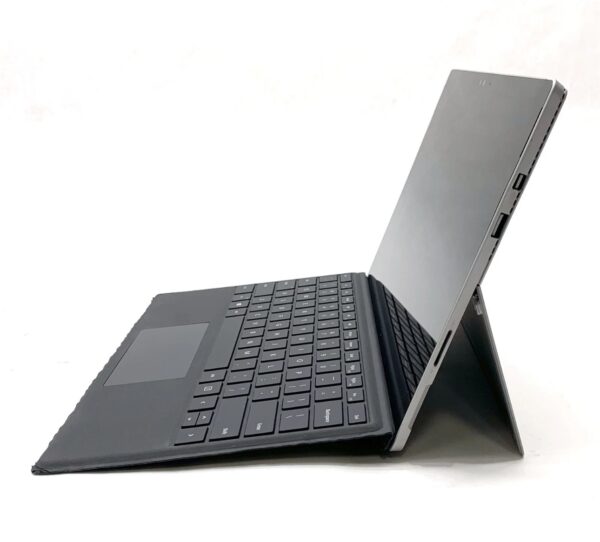 Microsoft Surface Pro 4 12.3-inch: Intel Core i5-6300U, 8GB RAM, 256GB SSD (Poor conditions) - Image 4