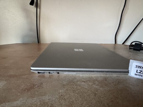 Microsoft Surface Laptop 1st Gen 13.5 inch - Intel i5-7300U, 8GB RAM, 128GB (Poor) - Image 7