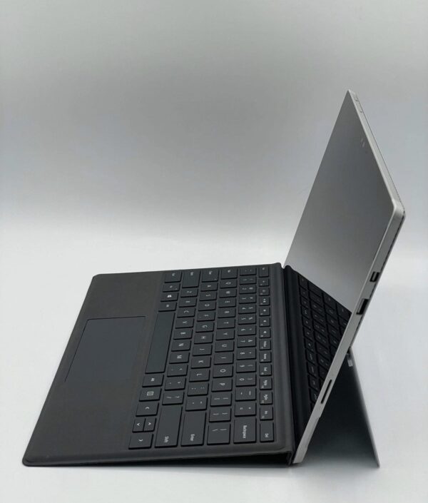 Microsoft Surface Pro 4 1724 12.3" i7-6650U 2.2GHz 16GB RAM 256GB SSD (Good condition) - Image 6