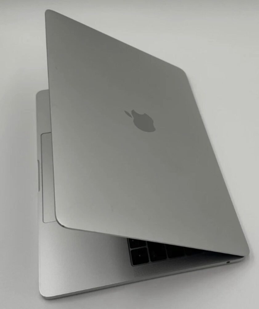 Apple MacBook Pro 13" 2016 A1708 i5-6360U 2GHz 256GB SSD 8GB DDR3 Silver OSX Monterey image 4