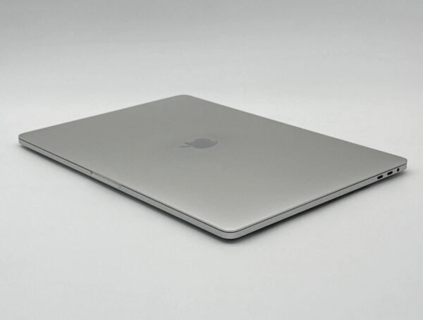 2019 MacBook Pro Laptop 15 inch- Intel Core i7-9750H, 16GB RAM, 512GB SSD, OSX Tahoe image 3