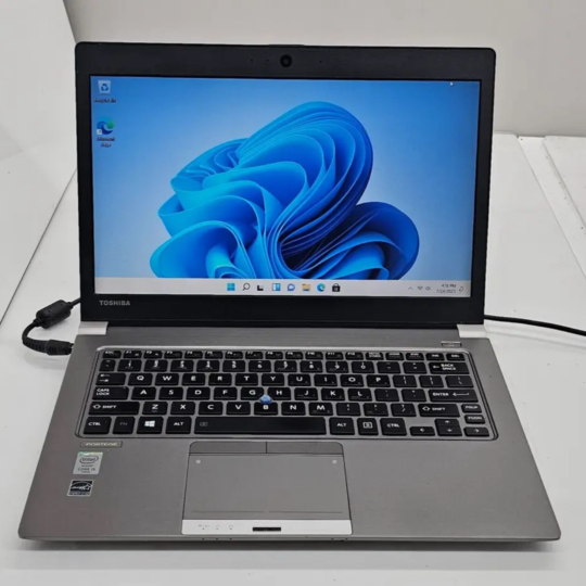 Toshiba Tecra Z30-C | i5-6300U | 8GB RAM | 128GB SSD | For Parts Only - No OS image 0