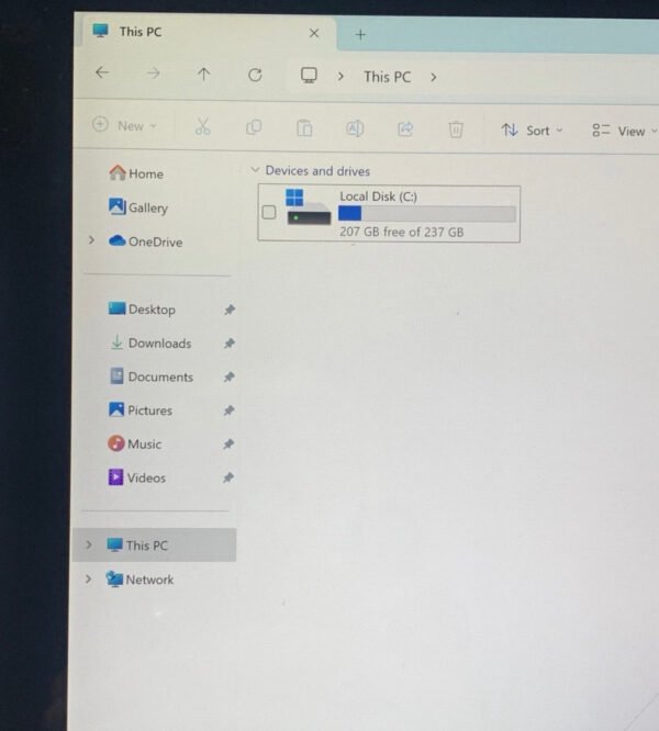 Microsoft Surface Pro 5 256GB 8GB RAM WiFi 1796 Silver Intel Core i5-7300U (Used) image 1