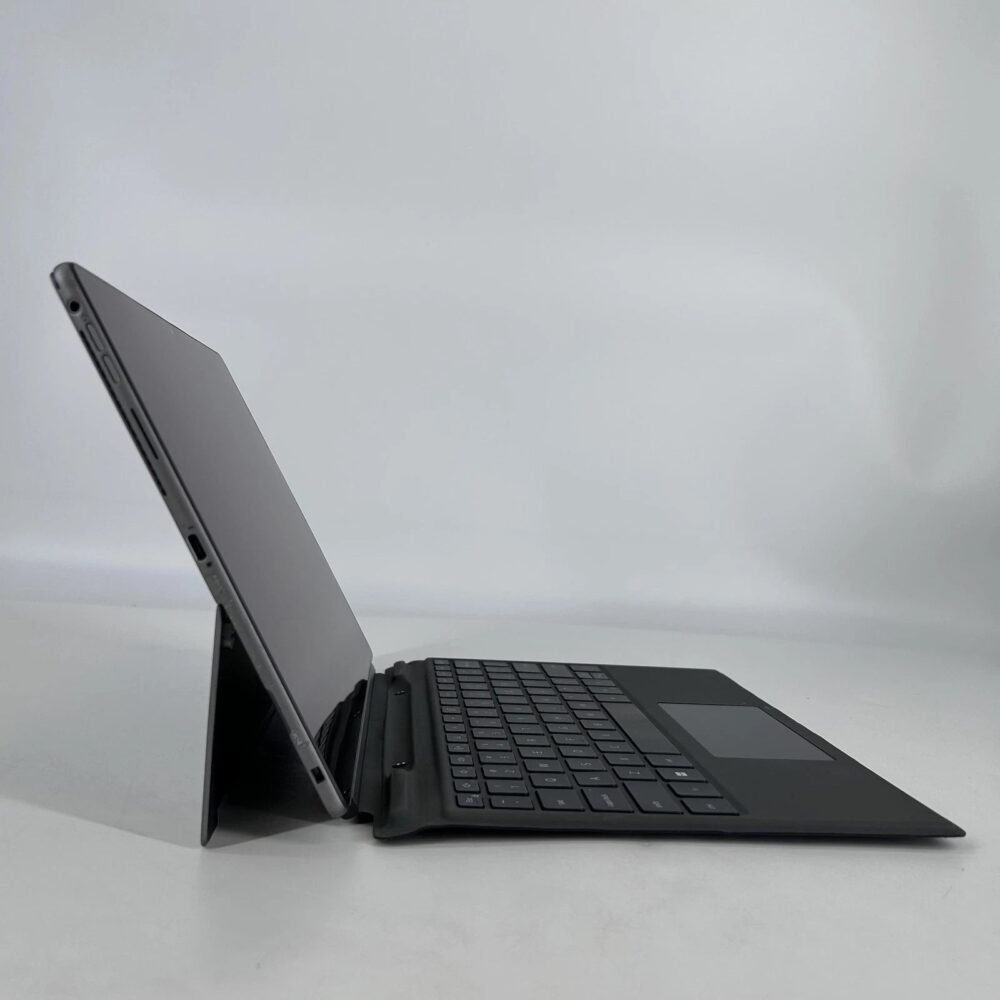 Dell Latitude 7320 Detachable Detachable 2-in-1 Laptop | 13" 1920x1280 FHD+ | Core i5 - 1140G7 - 256GB SSD Hard Drive - 8GB RAM | 4 cores @ 4.2 GHz Win 10 Home Black (USED) image 3