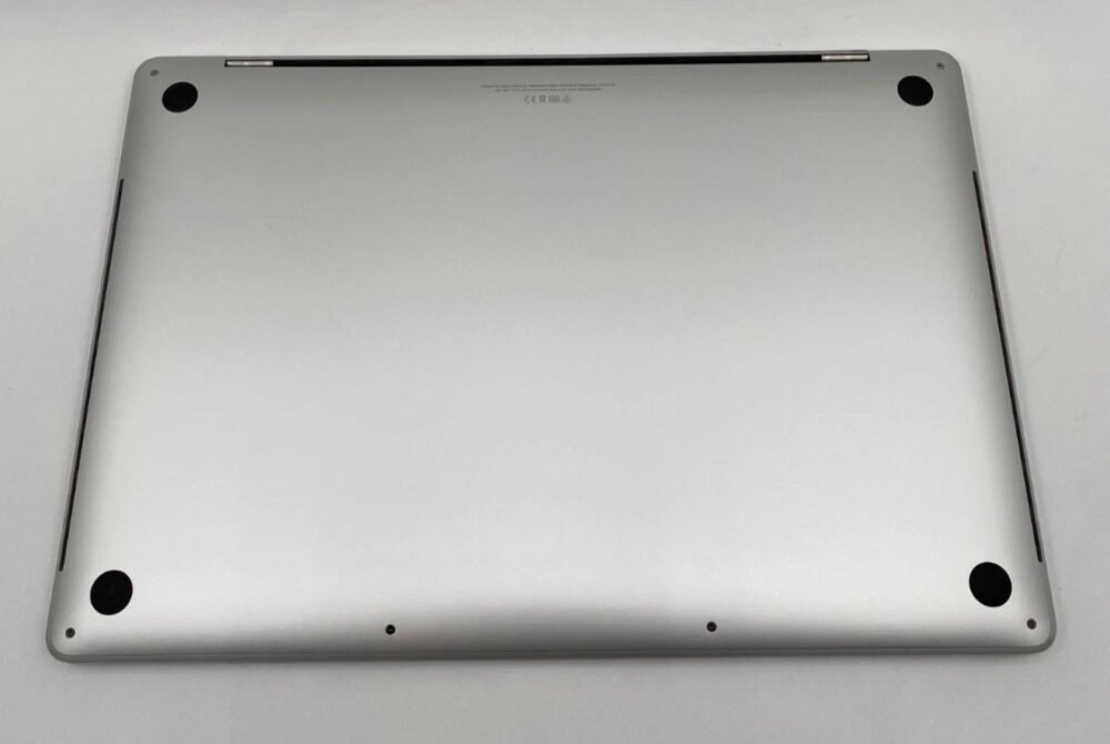 Apple MacBook Pro 16" 2019 A2141 i7-9750H 16GB DDR4 512GB SSD Silver C/DENT image 3