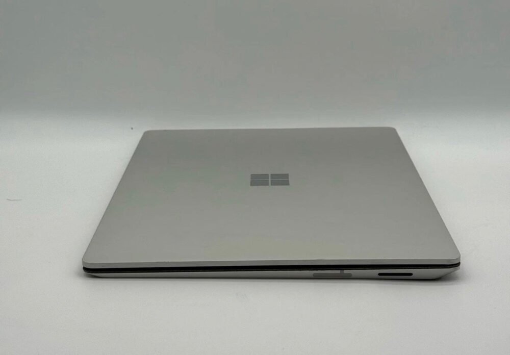 Microsoft Surface Laptop 2 13.5" | Intel i5-8350U | 8GB RAM | 128GB SSD | Windows 11 Pro - Good Condition image 6