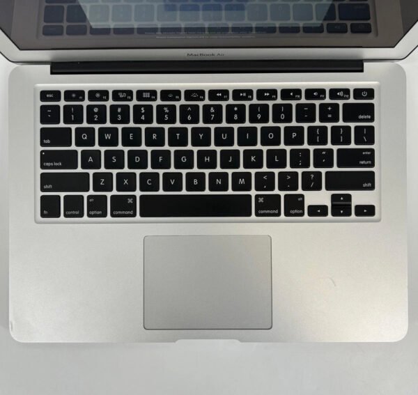 MacBook Air 13 Silver Early 2014 1.4 GHz i5 4GB 256GB SSD (Used) image 1