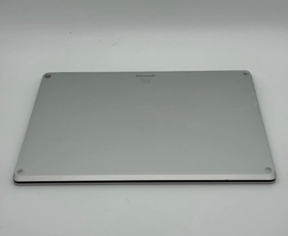 Microsoft Surface Laptop 2 13.5" | Intel i5 | 8GB RAM | 256GB SSD | Windows 11 Pro - Used image 8