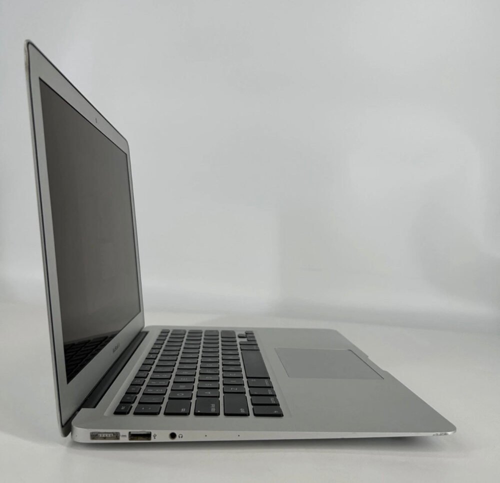 MacBook Air 13 Silver Early 2014 1.4 GHz i5 4GB 256GB SSD (Used) image 2