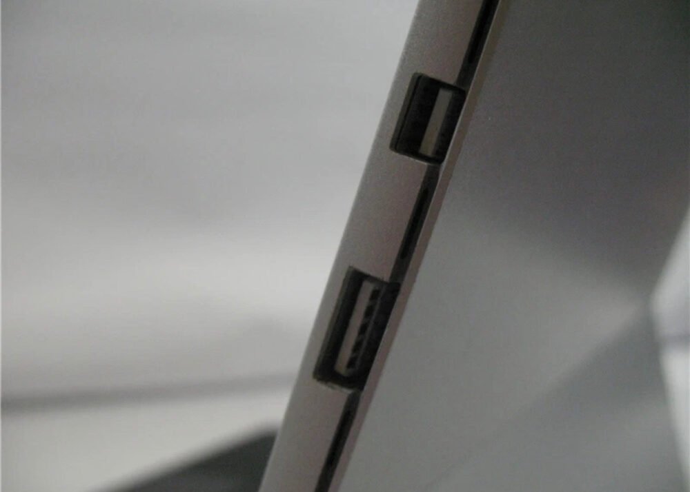 Microsoft Surface Pro 5  Wi-Fi Only 1796 i7-7660U/8GB/256GB Tablet (Optional added) image 5