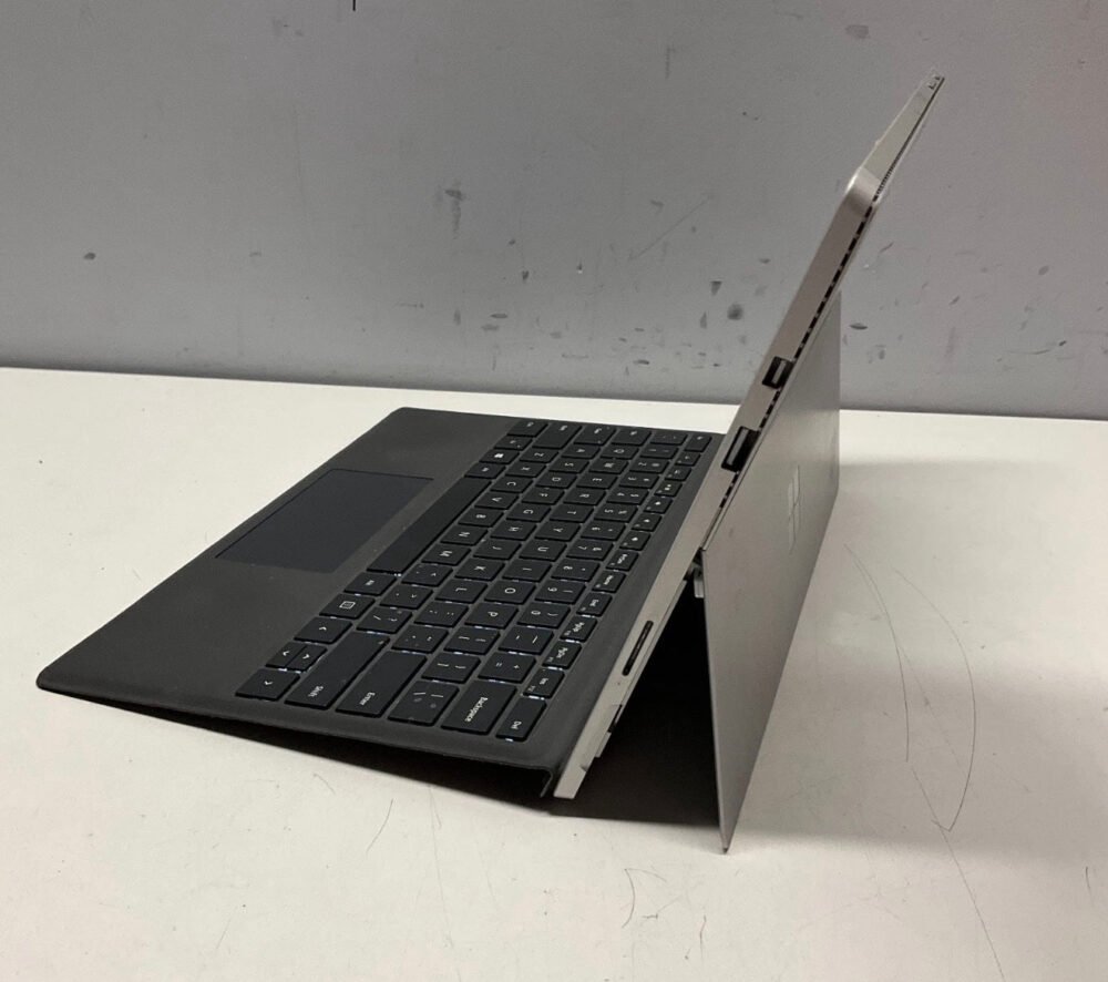 Microsoft Surface Pro 4 1724 Intel i5-6300u @ 2.40GHz 8GB 256GB SSD Win11 Pro image 3