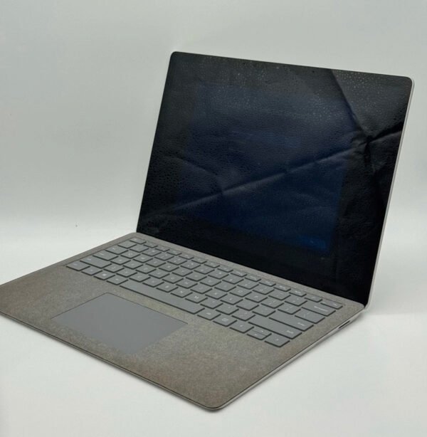 Microsoft Surface Laptop 2 13.5" | Intel i5 | 8GB RAM | 256GB SSD | Windows 11 Pro - Used image 3