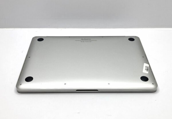 Apple MacBook Pro Retina 13" Late 2013 2.4ghz i5 8GB 250GB SSD ME864LL/A A1502 (Used) image 3