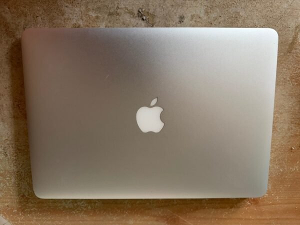 Apple MacBook Air 13inch Early 2015 - Intel i5, 8GB RAM, 128GB SSD, OSX Monterey image 2