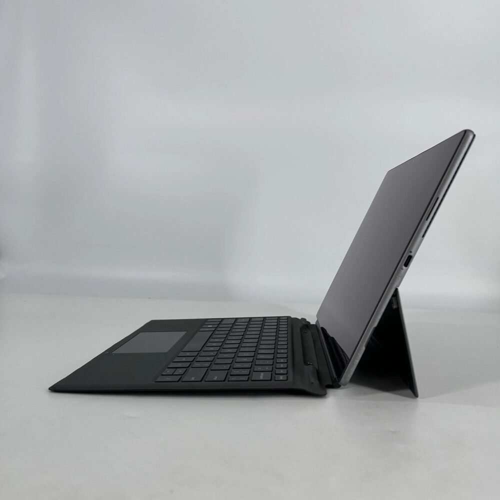 Dell Latitude 7320 Detachable Detachable 2-in-1 Laptop | 13" 1920x1280 FHD+ | Core i5 - 1140G7 - 256GB SSD Hard Drive - 8GB RAM | 4 cores @ 4.2 GHz Win 10 Home Black (USED) image 4