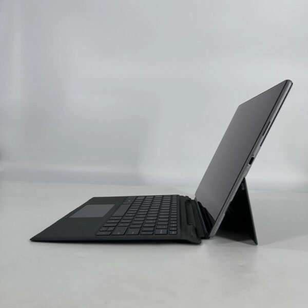 Dell Latitude 7320 Detachable Detachable 2-in-1 Laptop | 13" 1920x1280 FHD+ | Core i5 - 1140G7 - 256GB SSD Hard Drive - 8GB RAM | 4 cores @ 4.2 GHz Win 10 Home Black (USED) image 4