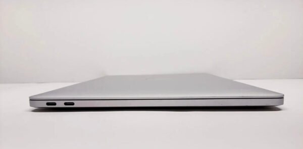 Apple MacBook Pro Laptop - 2.20 GHz i7-8750H 16GB 256GB SSD - A1990 2018 15" inch (Used) image 5