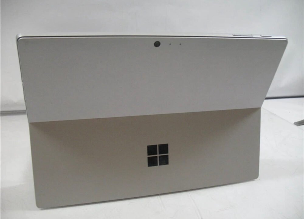 Microsoft Surface Pro 5 12.3 inch Tablet / Laptop - Intel Core i7-7660U, 8GB RAM, 256GB SSD image 5