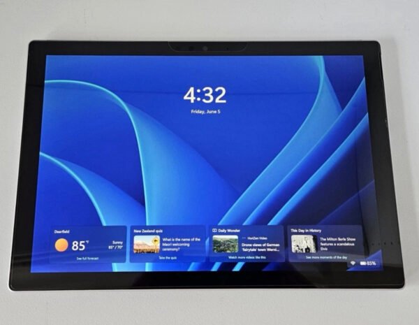 Microsoft Surface Pro 5 1796 Silver 12.3" Core i5-7300U 8GB RAM 256GB Win 11 Pro (Tablet Only) image 1