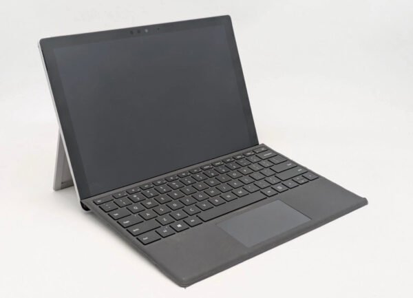 Microsoft Surface Pro 5 1769 12.3 inch - Intel Core i5-7300U, 4GB RAM, 128GB SSD image 1
